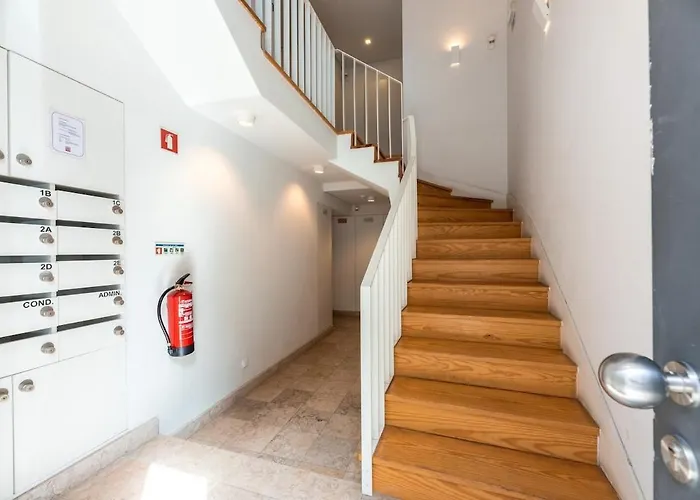 Bairro Alto Bright With Ac Elevator Lissabon